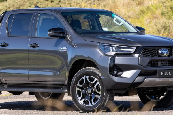 UPGRADED TOYOTA HILUX RANGE ARRIVES IN AUSTRALIA WITH V-ACTIVE TECHNOLOGY