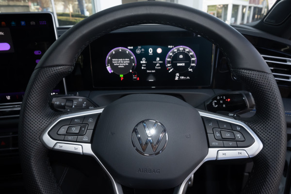 2025 Volkswagen Tiguan CT 195TSI R-Line SUV Image 12