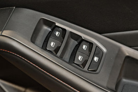 2023 MG MG5  Essence Sedan