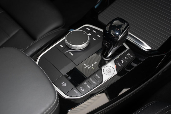 2024 BMW X4 G02 LCI xDrive30i M Sport SUV image 14