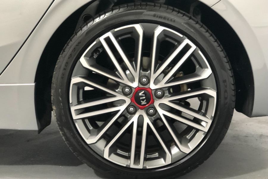 2019 Kia Cerato BD GT Hatch Image 21