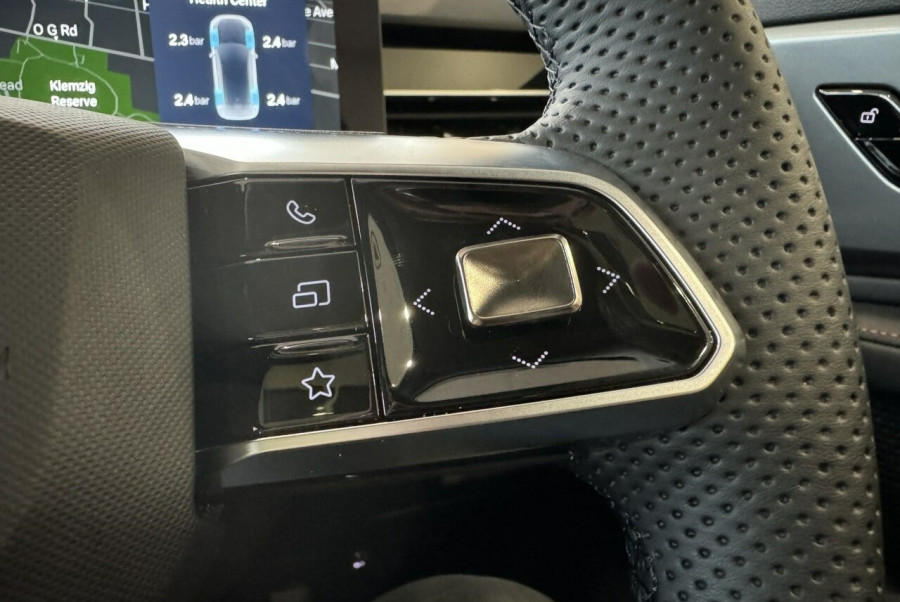 2024 MY25 MG HS AS33 Essence SUV Image 16