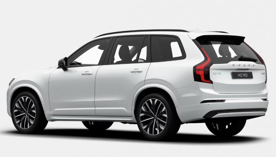 2026 Volvo XC90 L Series Ultra B5 Dark SUV Image 5
