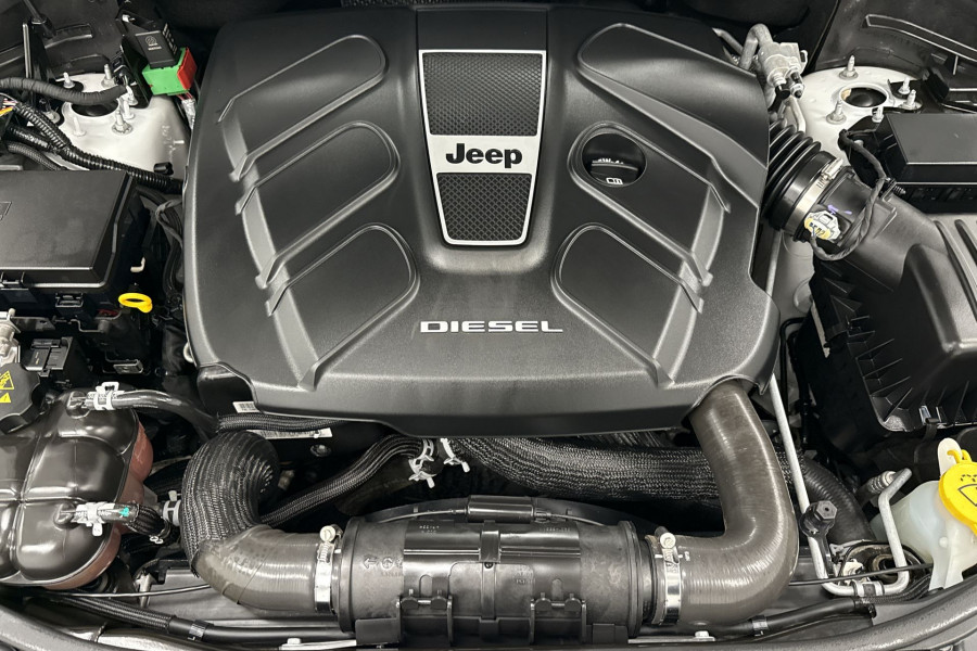 2019 Jeep Grand Cherokee WK Limited SUV Image 11