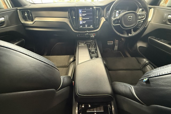 2017 MY18 Volvo XC60 UZ D5 R-Design SUV Image 13