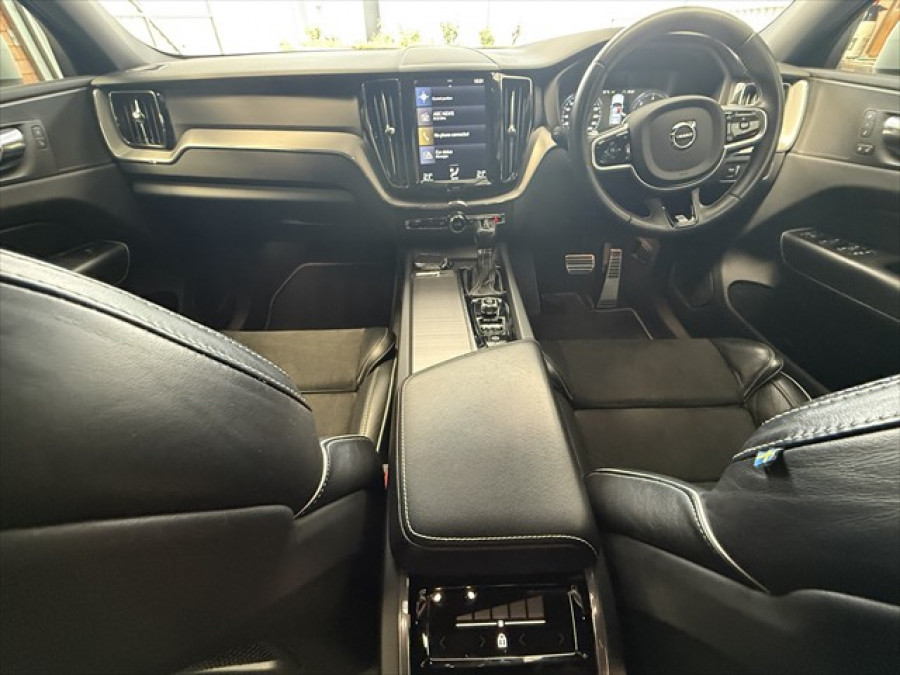2017 MY18 Volvo XC60 UZ D5 R-Design SUV Image 13