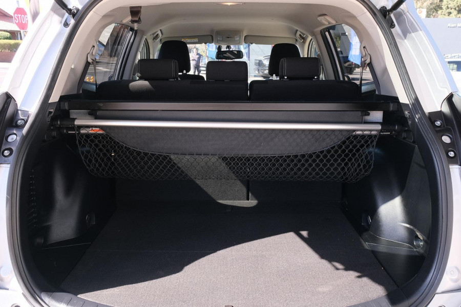 2017 Toyota RAV4 ASA44R GXL SUV Image 9