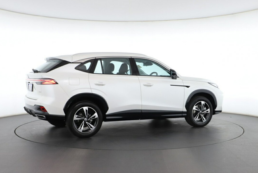 2024 MY25 MG HS AS33 Vibe SUV Image 14