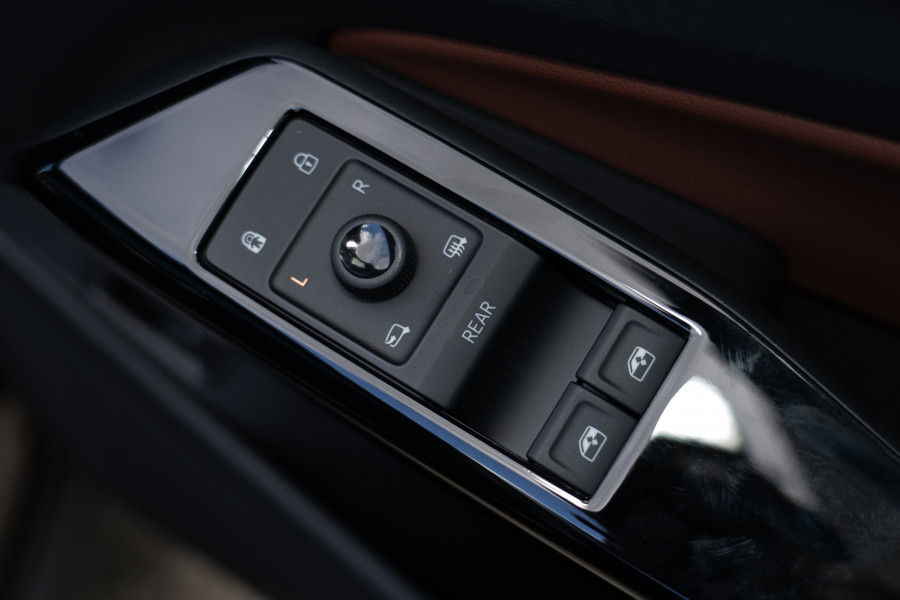 2025 Volkswagen ID. 5 E2 Pro SUV Image 21
