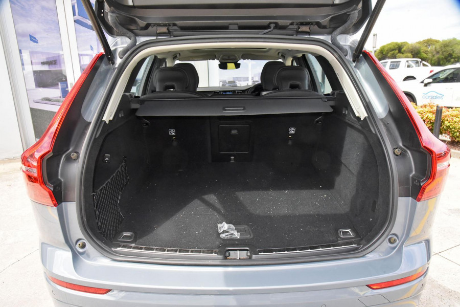 2023 Volvo XC60  Ultimate B5 Bright SUV Image 20