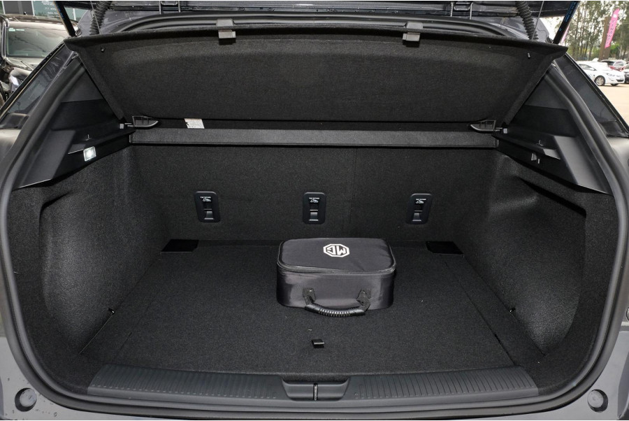 2024 MG MG4 MEH32 Essence 64 150kW Hatch Image 9
