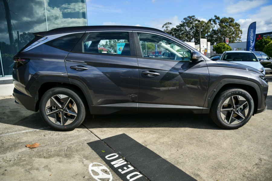 2026 Hyundai Tucson hybrid NX4.V4 BASE MODEL SUV Image 4
