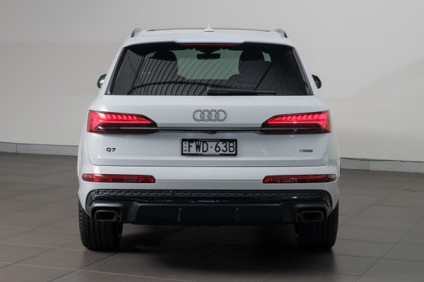 2026 MY25 Audi Q7 4M TFSI 250kW S line SUV image 5