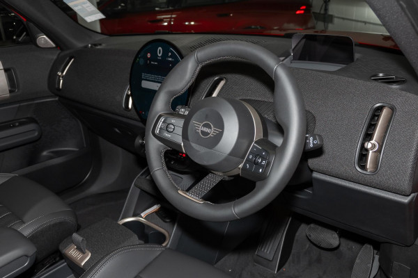 2026 MINI Countryman U25 S Favoured SUV image 5