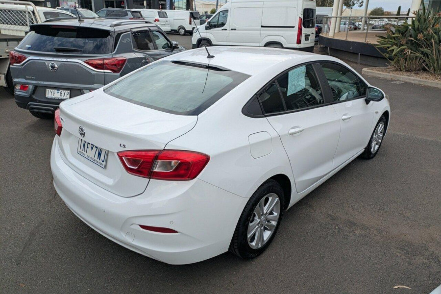 2017 Holden Astra BL LS Sedan Image 8