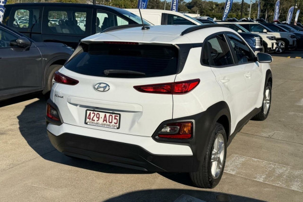 2020 Hyundai KONA OS.3 Active SUV Image 5
