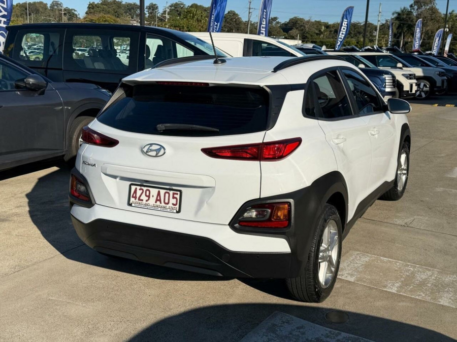 2020 Hyundai KONA OS.3 Active SUV Image 5