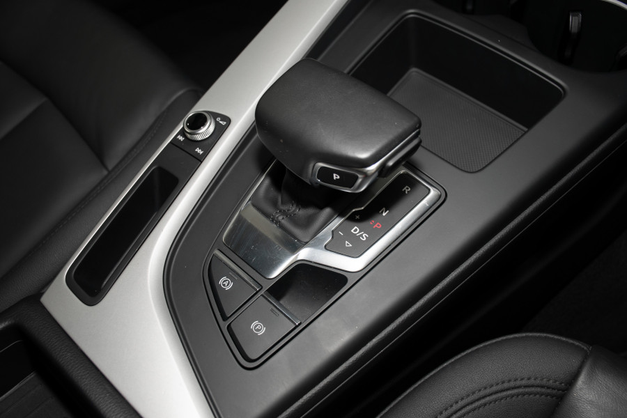 2021 Audi A4 35 TFSI Sedan Image 16