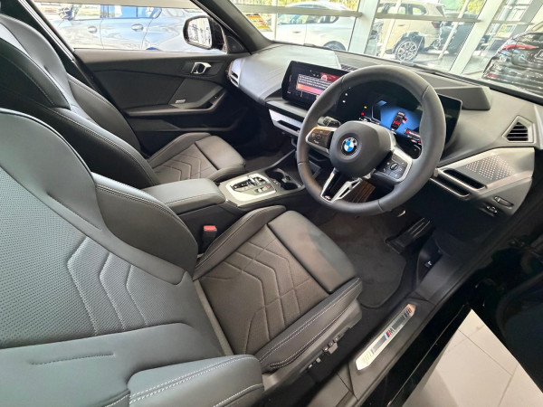 2025 BMW 1 Series F70 120 M Sport Hatch image 9
