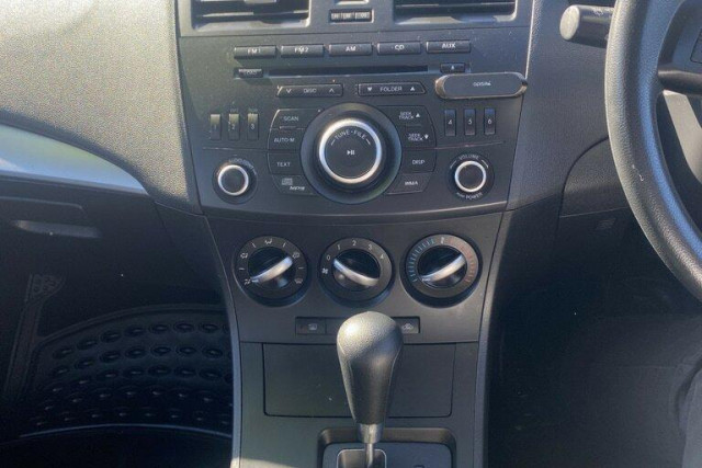 2013 Mazda 3 BL Series 2 Neo Sport Hatch Image 12