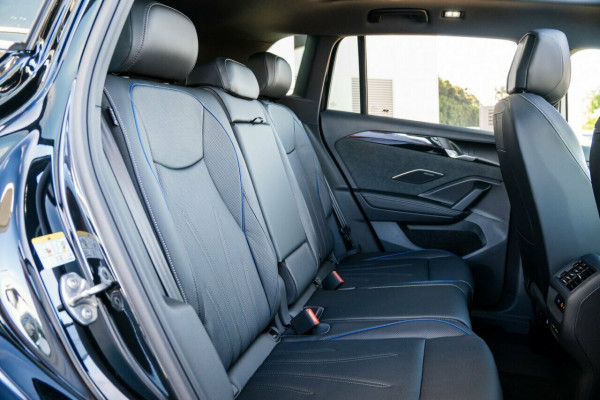2026 Volkswagen Tiguan CT 200TSI eHybrid R-Line SUV Image 10