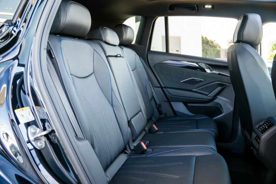 2026 Volkswagen Tiguan CT 200TSI eHybrid R-Line SUV Image 10
