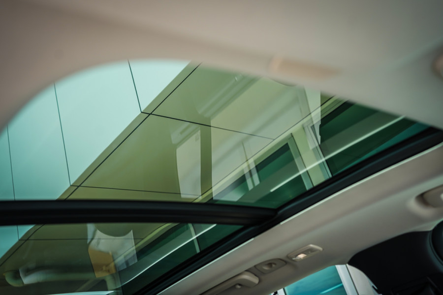 2024 MY25 Volvo XC90 L Series Ultra T8 Plug-In Hybrid SUV Image 29