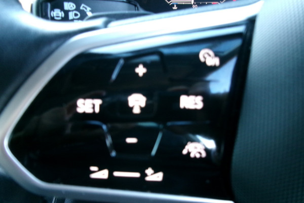 2023 Volkswagen Touareg CR 210TDI Elegance SUV Image 18