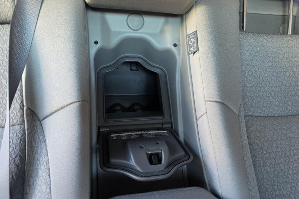 2012 Toyota Crown GRS202 Royal Saloon G Sedan Image 21
