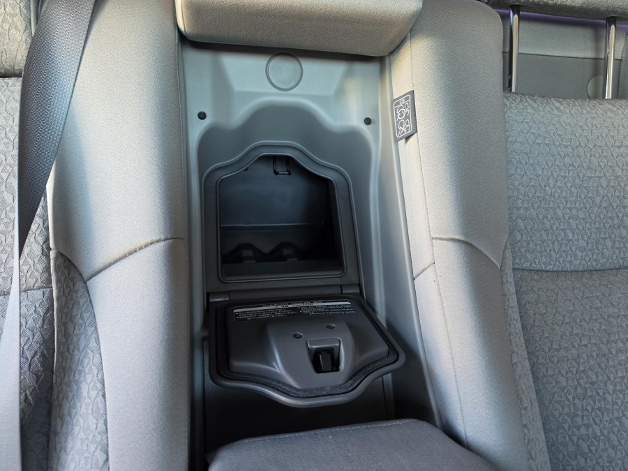 2012 Toyota Crown GRS202 Royal Saloon G Sedan Image 21