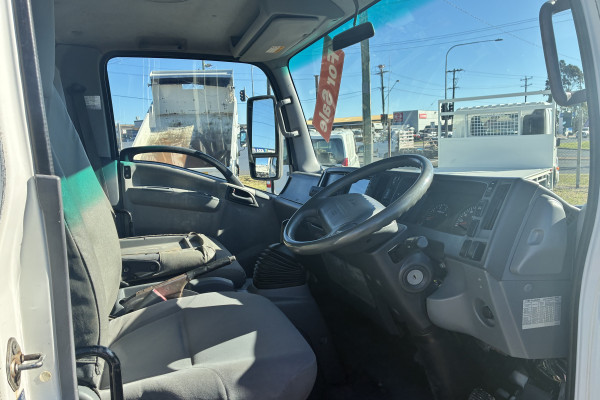 2012 Isuzu Nps Mini Coach Image 8