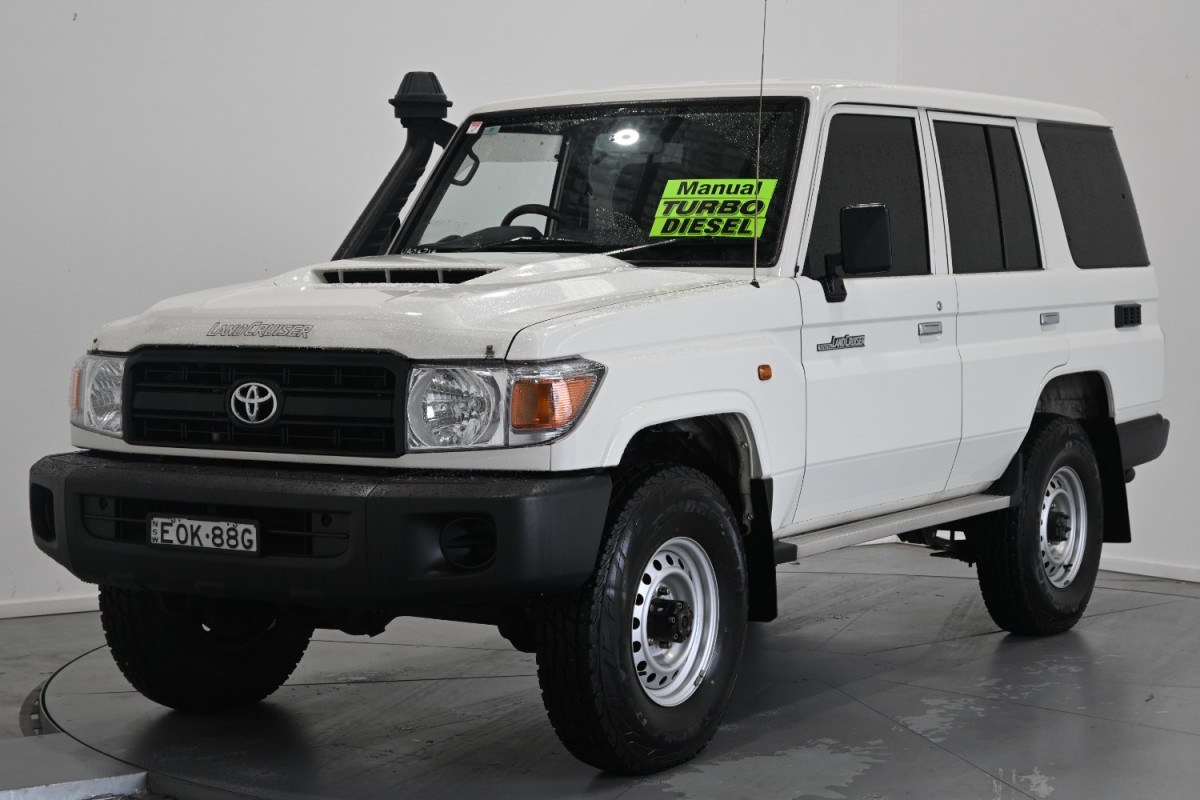 Used 2021 Toyota LandCruiser 70 LC Military Workmate 4.5L Tual Wagon 7C ...