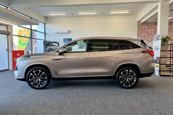2026 MY25 MG QS IS31 Excite SUV Image 5