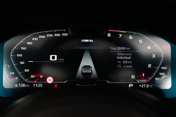 2022 BMW M4 Competition Convertible Image 31