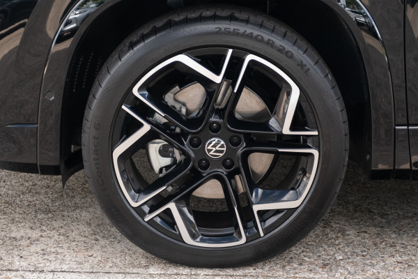 2025 MY26 Volkswagen Tayron R4 195TSI R-Line SUV image 25