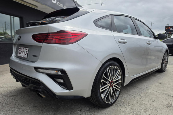2020 Kia Cerato BD GT Hatch Image 7