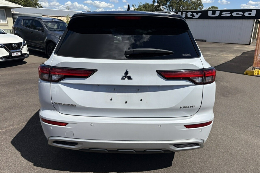 2022 Mitsubishi Outlander ZM Exceed Tourer SUV Image 12