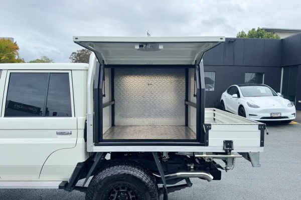 2023 Toyota LandCruiser VDJ79R WorkMate Double-Cab Cab-Chassis Image 13