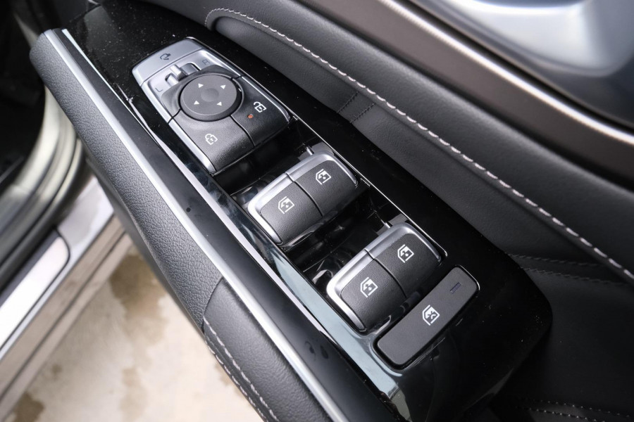 2025 MY26 Kia Sorento MQ4 PE Sport+ SUV Image 21