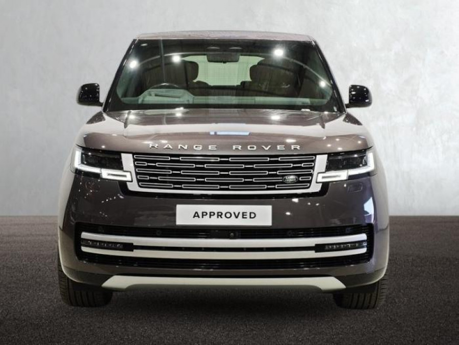 2024 MY25 Land Rover Range Rover L460 P460e Autobiography SUV Image 13