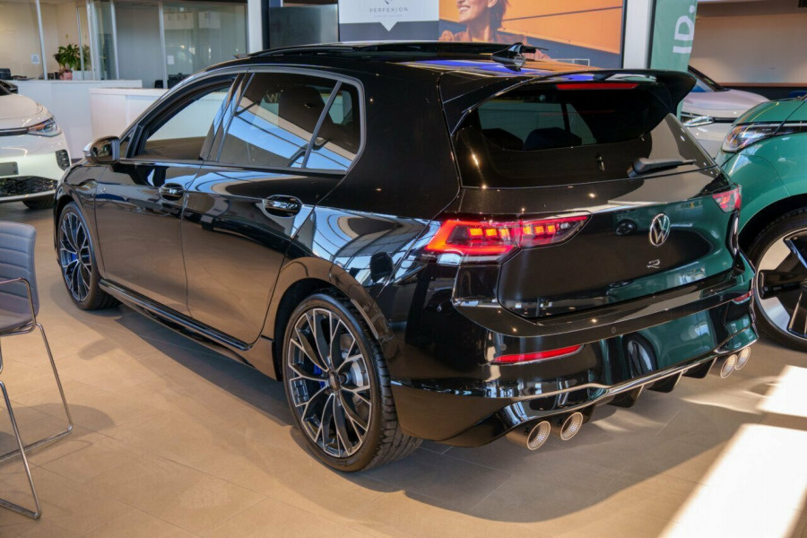 2026 Volkswagen Golf 8.5 R Hatch Image 2