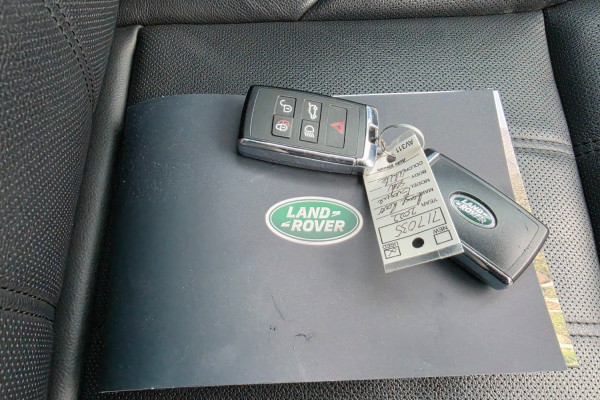 2022 Land Rover Range Rover Evoque L551 R-Dynamic SE SUV Image 32