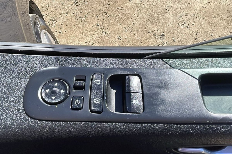 2021 Hyundai Staria US4.V1 Elite SUV Image 17