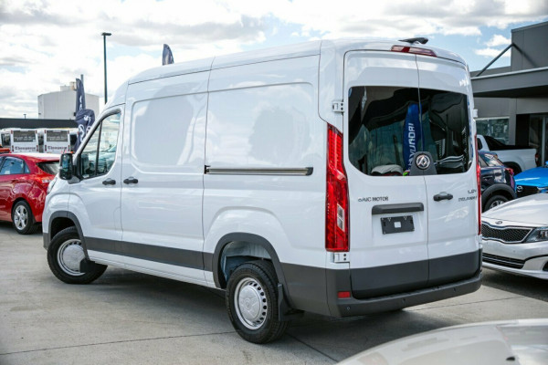 2026 MY24 LDV Deliver 9 MY24 MWB Mid Roof Van Image 2