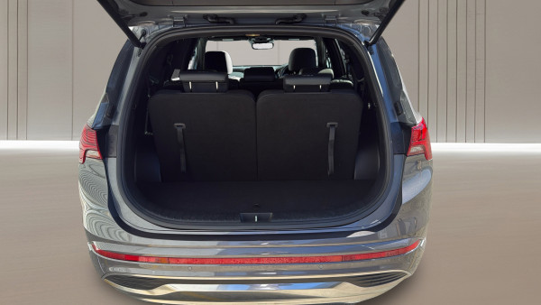 2023 Hyundai Santa Fe TM.V4 Highlander SUV image 9