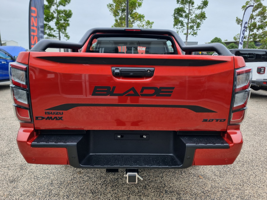 2026 Isuzu D-MAX RG BLADE Ute Image 4