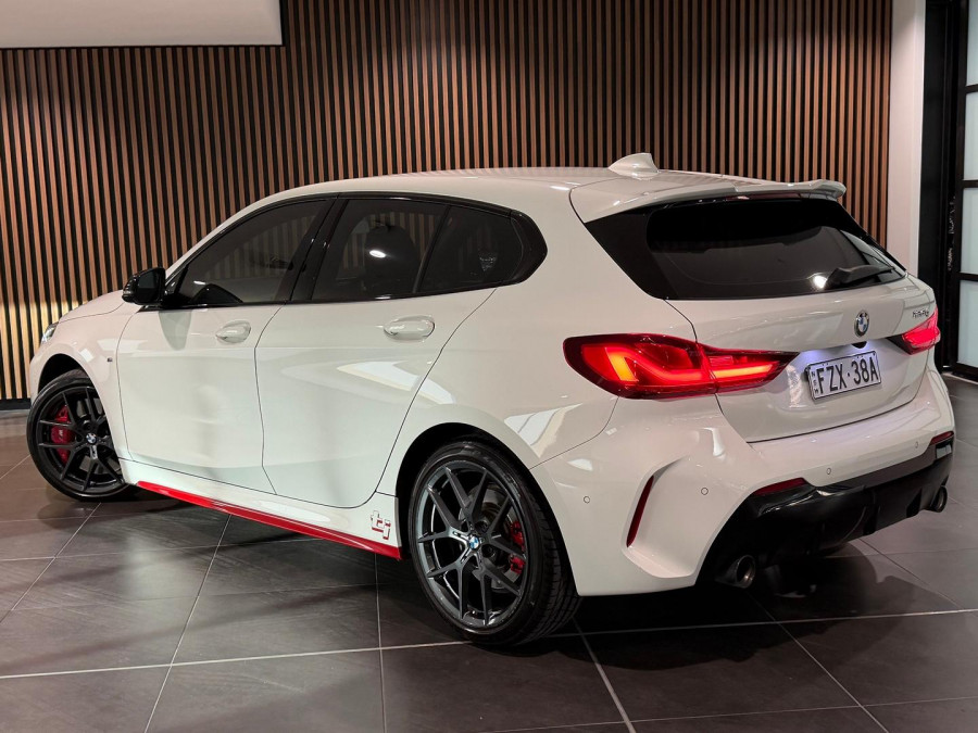 2021 BMW 1 Series F40 128ti Hatch Image 2
