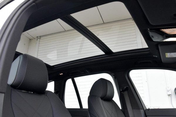 2025 BMW X5 G05 LCI xDrive30d M Sport SUV image 21