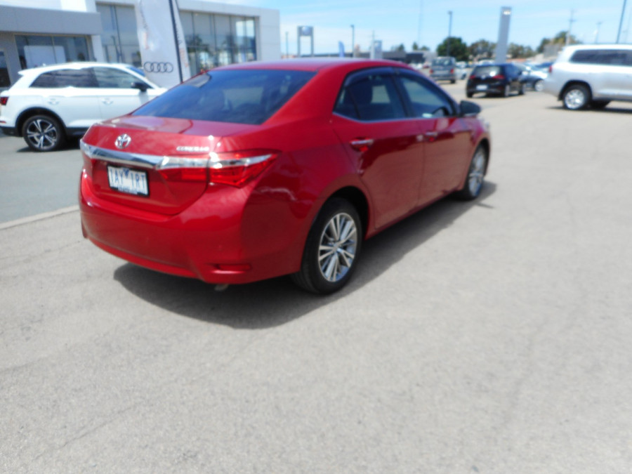 2014 Toyota Corolla ZRE172R SX Sedan Image 8