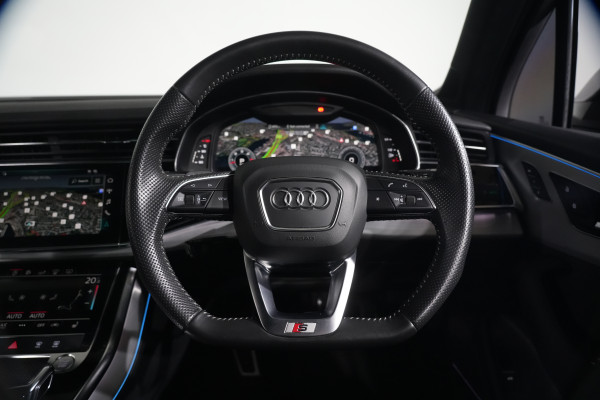 2020 Audi Q7 50 TDI S Line SUV image 16
